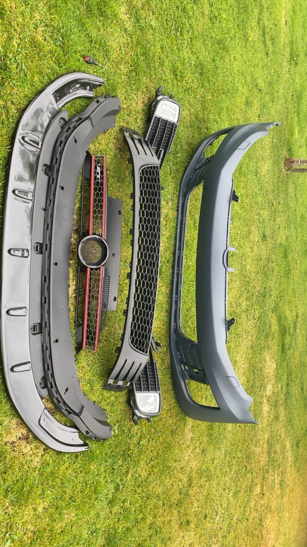 MK6 GOLF GTI/GTD FRONT BUMPER AND FRONT LIP (PAINTED)